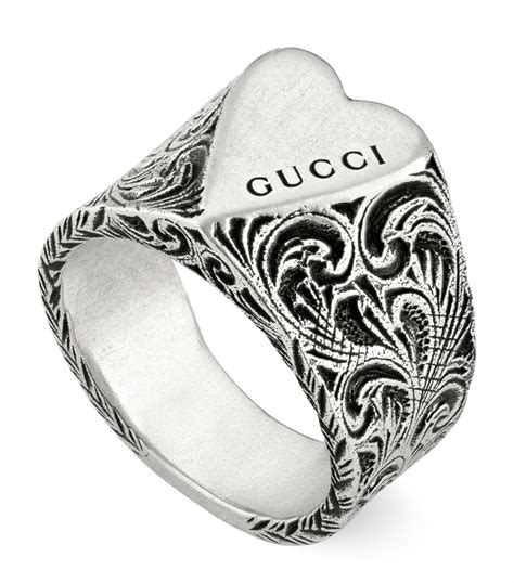 heart gucci ring store.